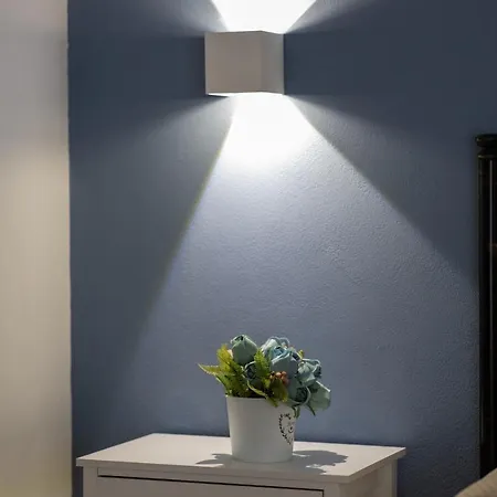 Palazzo Loreto 4* أفولا