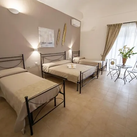 Palazzo Loreto فندق مبيت وإفطار