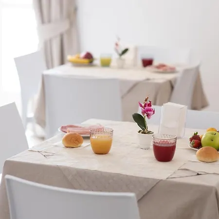 Palazzo Loreto فندق مبيت وإفطار 4*
