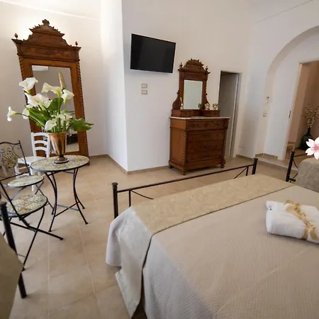 Palazzo Loreto فندق مبيت وإفطار