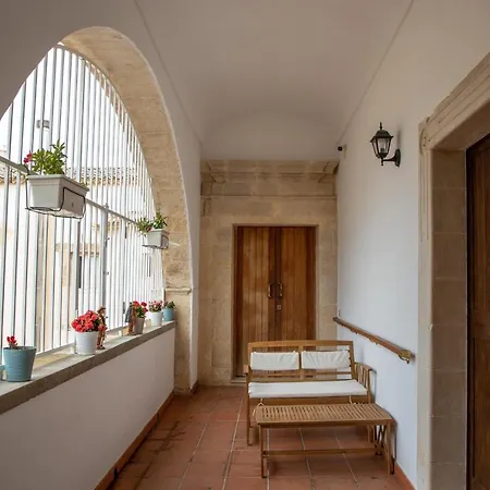 Palazzo Loreto Avola
