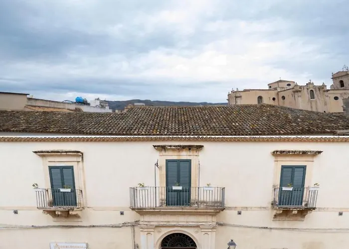 Palazzo Loreto Alojamento de Acomodação e Pequeno-almoço Avola