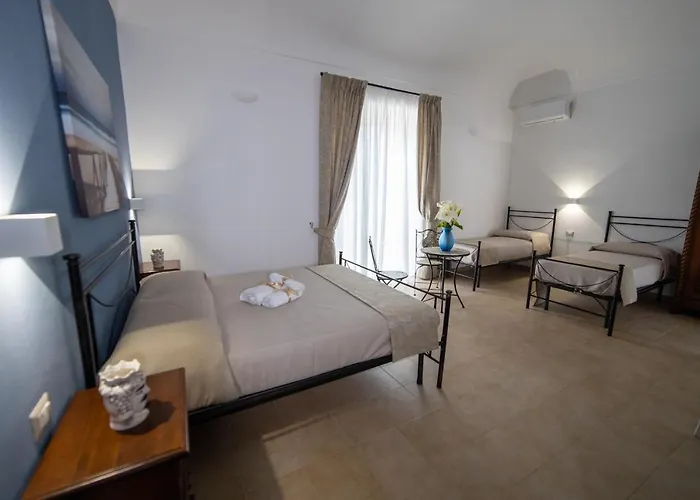 Palazzo Loreto فندق مبيت وإفطار أفولا