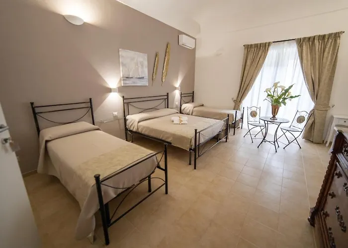 Palazzo Loreto فندق مبيت وإفطار