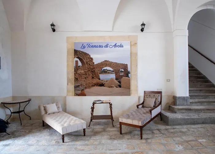 Alojamento de Acomodação e Pequeno-almoço Palazzo Loreto Avola